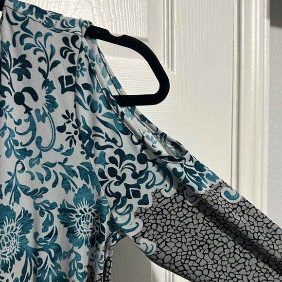 Elegant Nicole by Nicole MillerTeal and Black Patterned Dress size M/M - Picture 6 of 11